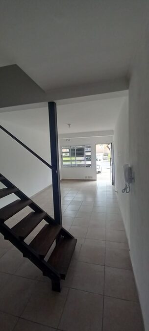 Dúplex a estrenar. Calle Santos Domínguez, todos los servicios!