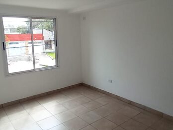 Dúplex a estrenar. Calle Santos Domínguez, todos los servicios!