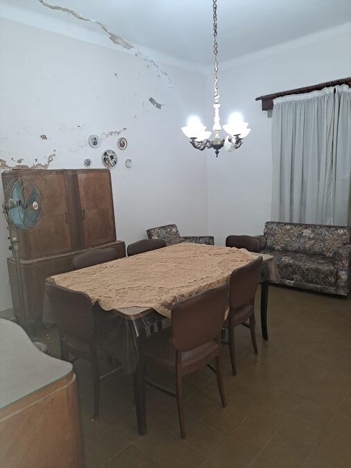 Vendo Casa de 3 dormitorios en calle Cura Arias Montiel y Echague
