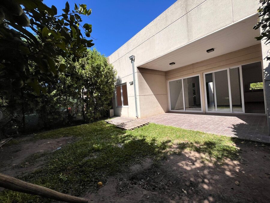 Excelente PH Zona Norte. Echeverria 2010. Apto Credito