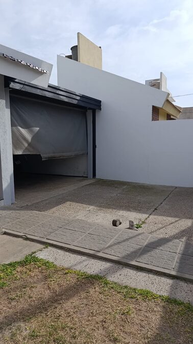CASA EN VENTA  (Zona Chango Mas)