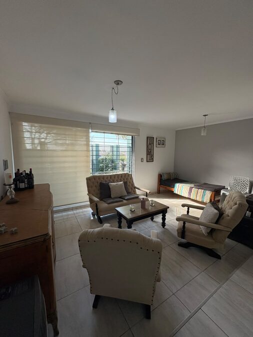 EN VENTA HERMOSA CASA EN BARRIO SOLVENCIA -SAN BENITO