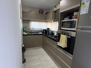 EN VENTA HERMOSA CASA EN BARRIO SOLVENCIA -SAN BENITO