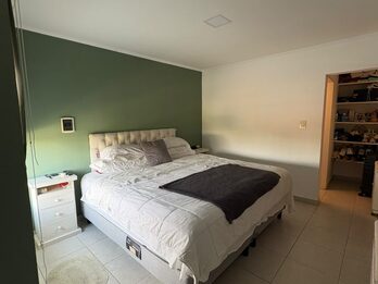 EN VENTA HERMOSA CASA EN BARRIO SOLVENCIA -SAN BENITO
