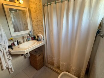 EN VENTA HERMOSA CASA EN BARRIO SOLVENCIA -SAN BENITO