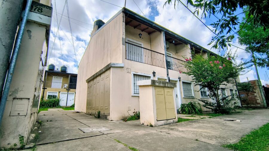Departamento en Oro Verde de un dormitorio duplex cercano a facultades
