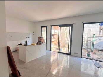 Impecable casa en Venta zona Centro - Alsina 432 - A Estrenar