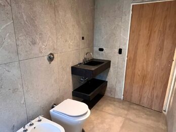 Impecable casa en Venta zona Centro - Alsina 432 - A Estrenar