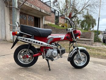 Honda Dax 70 lista para andar
