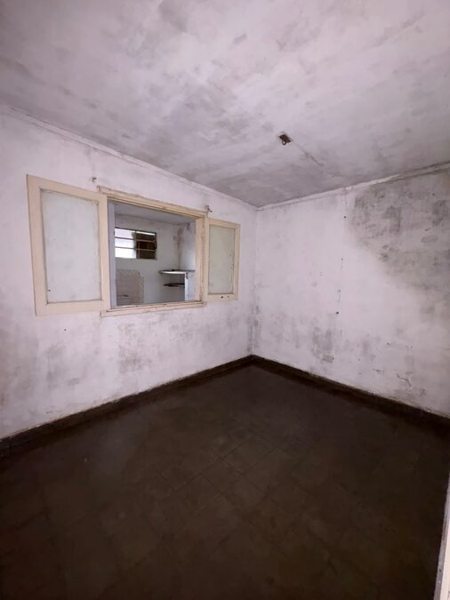 EN VENTA CASA A REFACCIONAR - OPORTUNIDAD DE INVERSION