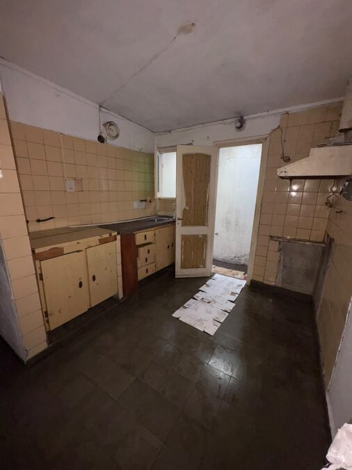 EN VENTA CASA A REFACCIONAR - OPORTUNIDAD DE INVERSION