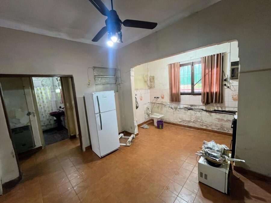 CASA DE 2 HABITACIONES EN CALLE LA RIOJA