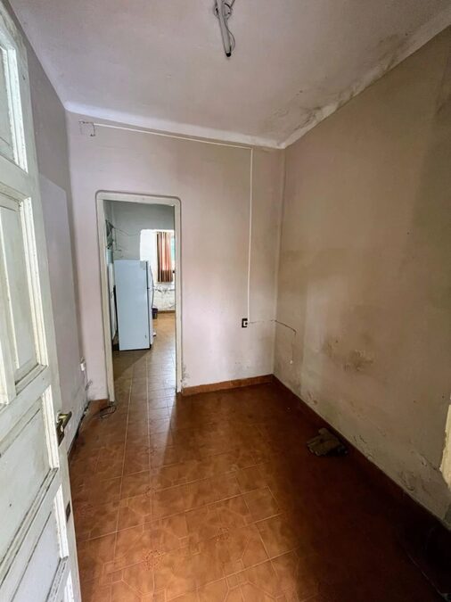 CASA DE 2 HABITACIONES EN CALLE LA RIOJA