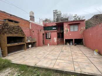 CASA DE 2 HABITACIONES EN CALLE LA RIOJA