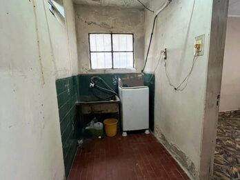 CASA DE 2 HABITACIONES EN CALLE LA RIOJA