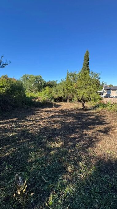 Se vende terreno en Parana, zona golf CAE