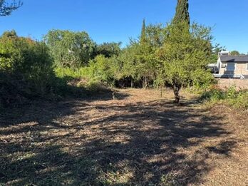 Se vende terreno en Parana, zona golf CAE