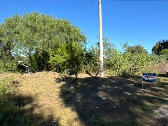 Se vende terreno en Parana, zona golf CAE