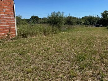 LOTE EN AV RAMIREZ CASI ESQUINA JUAN B JUSTO