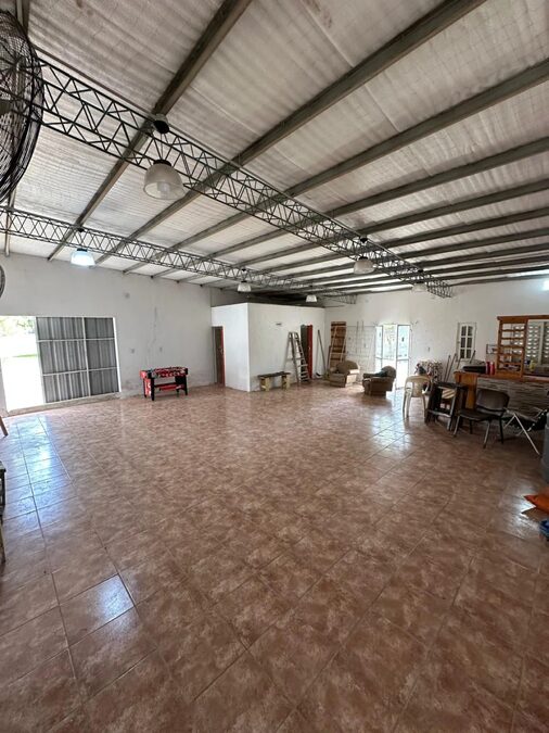 Salon en Venta San Benito