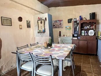 En venta casa a refaccionar | San Benito