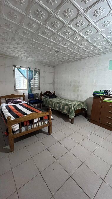 En venta casa a refaccionar | San Benito