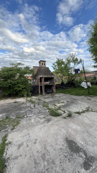 En venta casa a refaccionar | San Benito