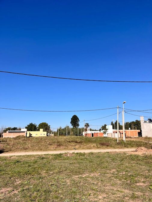 TERRENO EN ZONA FRANCIA Y BORGES