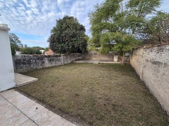 CASA 2 A 3 DORM VENTA PARANA ZONA EX HIPODROMO
