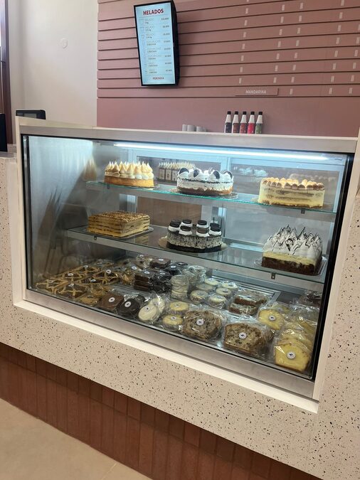 Heladera de Tortas Pecera 1,20 mts.