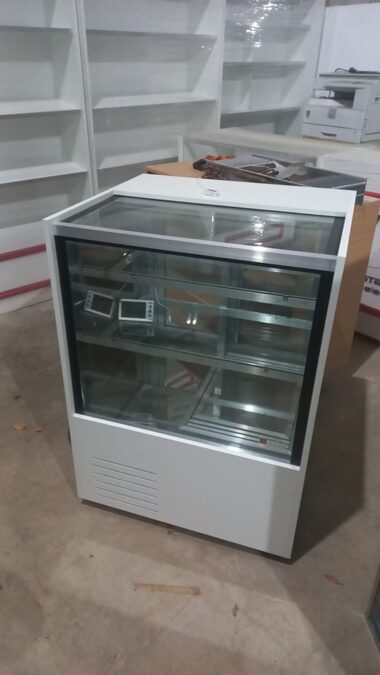 HELADERA PARA TORTAS MODELO ECONOMICO