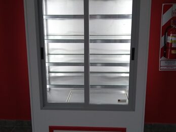 Heladera Para Tortas Vertical 2 Puertas