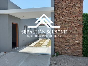 VENTA CASAS 2 DORM COMOLEJO CERRADO PARANA