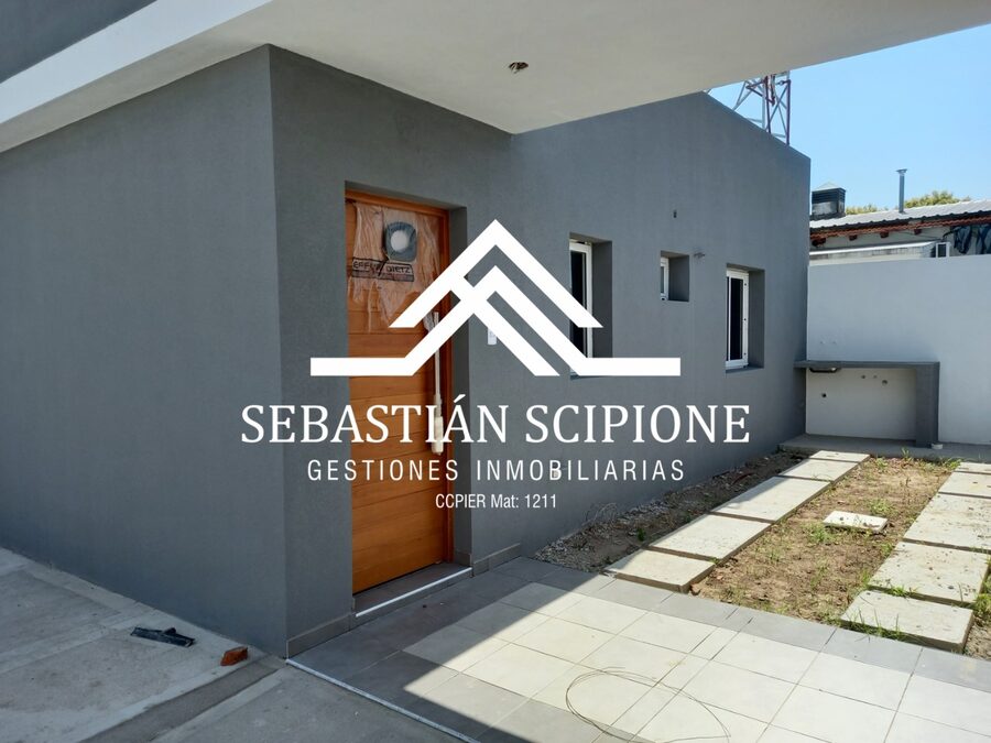 VENTA CASAS 2 DORM COMOLEJO CERRADO PARANA