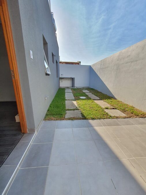 VENTA CASAS 2 DORM COMOLEJO CERRADO PARANA