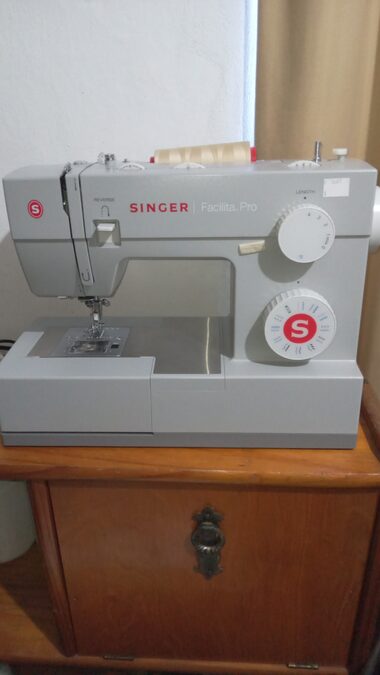 Máquina de Coser Semi Industrial Facilita Pro