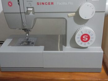 Máquina de Coser Semi Industrial Facilita Pro