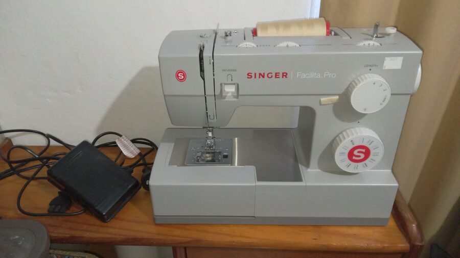 Máquina de Coser Semi Industrial Facilita Pro