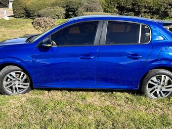 Peugeot 208 AT Feline tiptronic, 2021 único dueño.