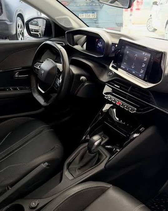 Peugeot 208 AT Feline tiptronic, 2021 único dueño.