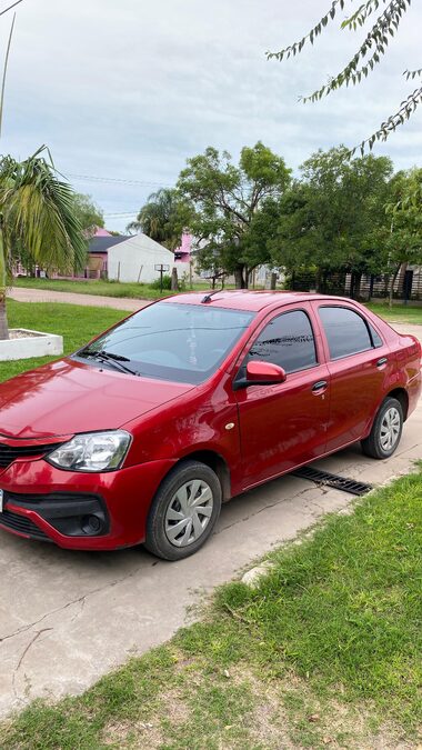 Auto Etios