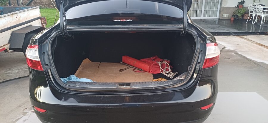 Vendo Renault Fluence 1.6 16V - 2012.