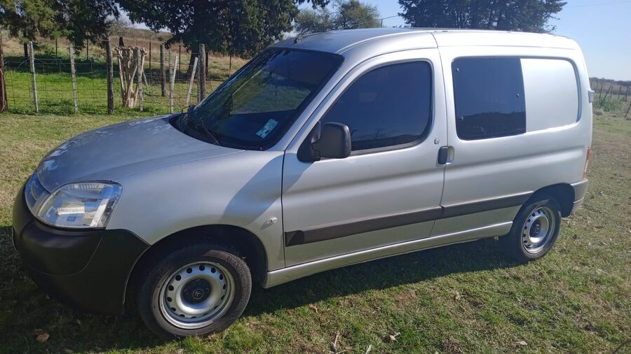 VENDO CITROEN BERLINGO 2016. C /GNC