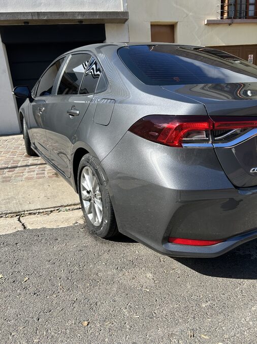 Vendo corolla XLI cvt 2022 único dueño