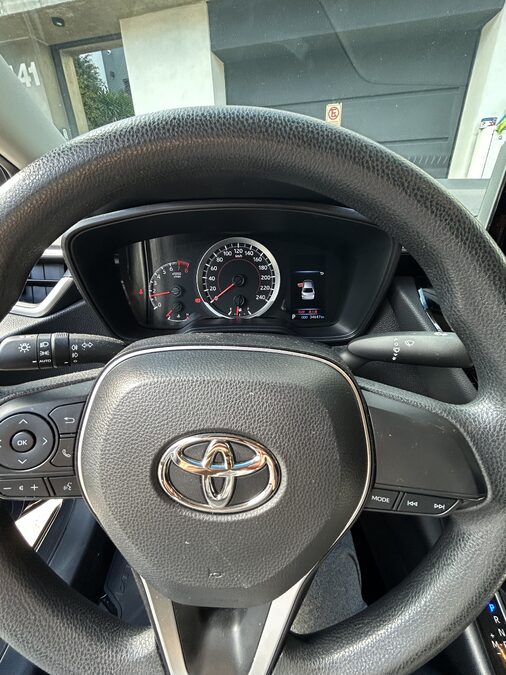 Vendo corolla XLI cvt 2022 único dueño