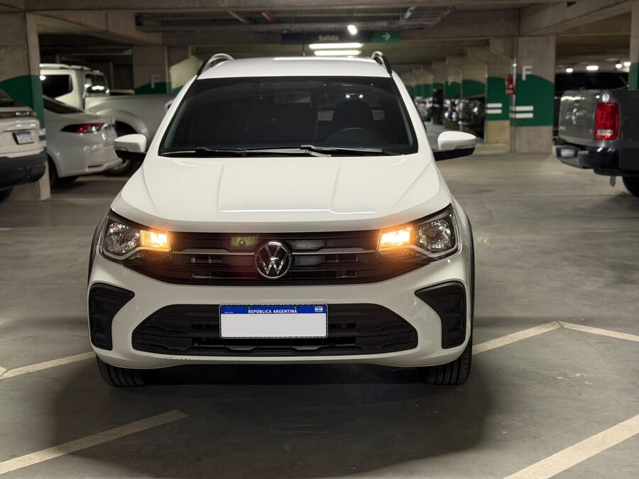 VENDO SAVEIRO 2025 CON 13 MIL KM