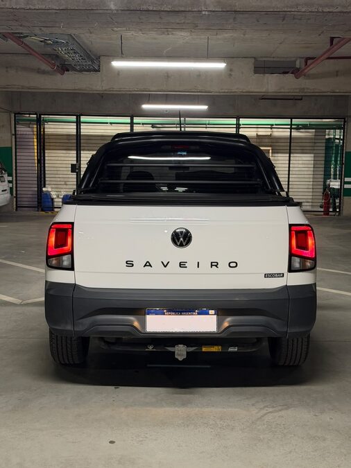 VENDO SAVEIRO 2025 CON 13 MIL KM