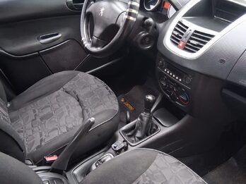 PEUGEOT 207 COMPACT 92MIL KM  REALES MOD 2011