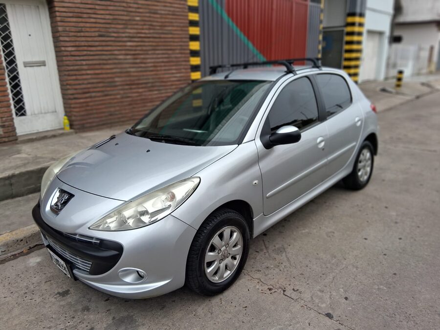 PEUGEOT 207 COMPACT 92MIL KM  REALES MOD 2011