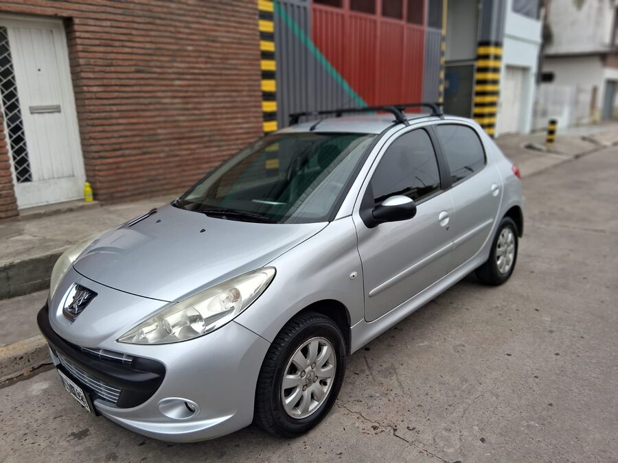PEUGEOT 207 COMPACT 92MIL KM  REALES MOD 2011